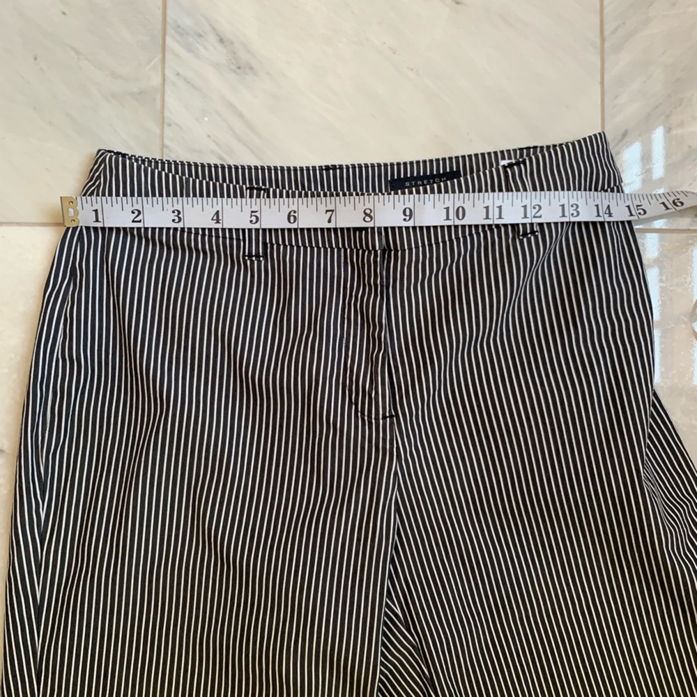 Anne Klein Sport Womens Size 4 Petite White Stripe Cotton Stretch Bermuda Shorts - Picture 7 of 9